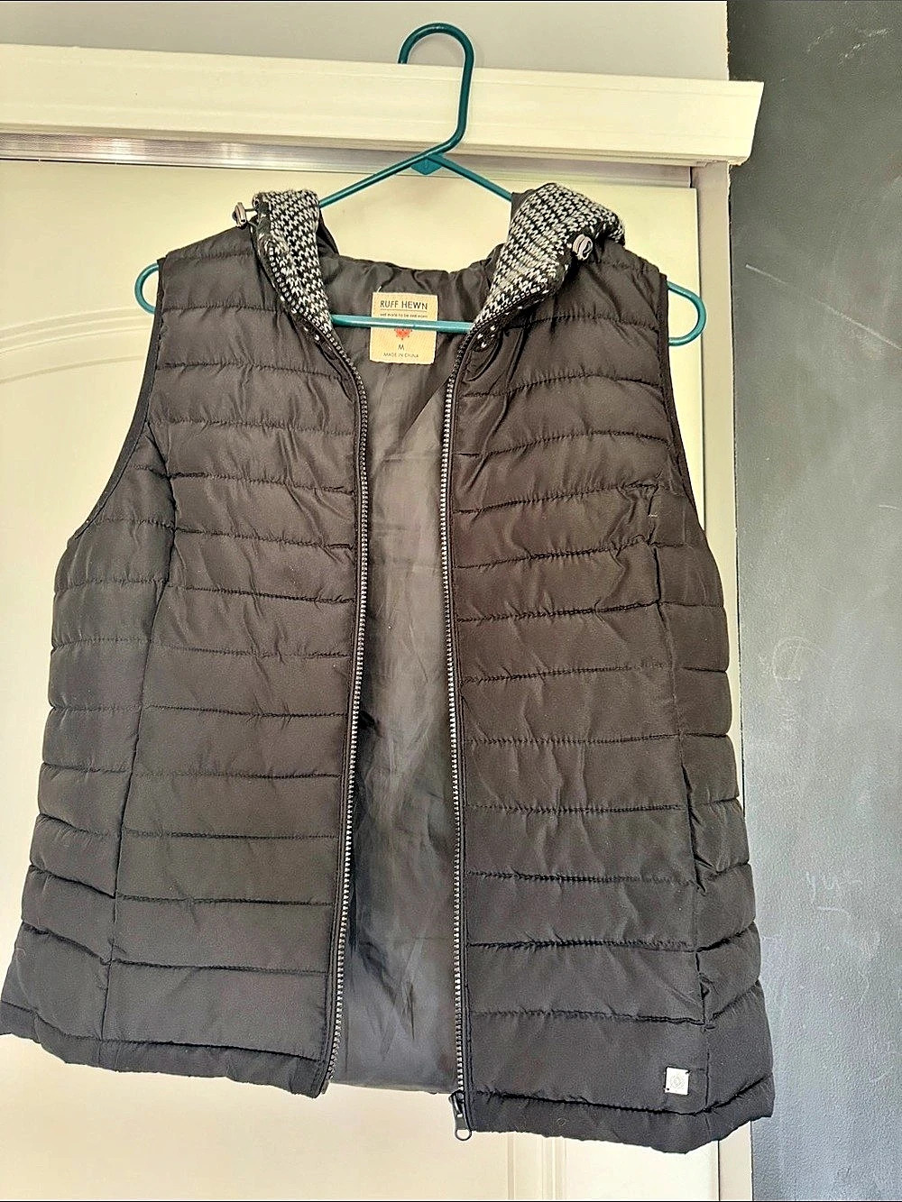 Ruff Hewn Black Quilted Hooded Vest